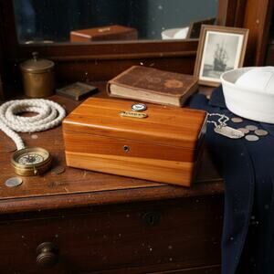Vintage Lane Mini Cedar Chest US WWII Provenance-Wooden Keepsake Box-Military